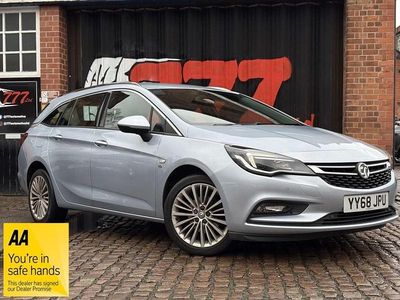 Used Vauxhall Astra Elite 150 HP (110 kW) 2018 Silver Estate