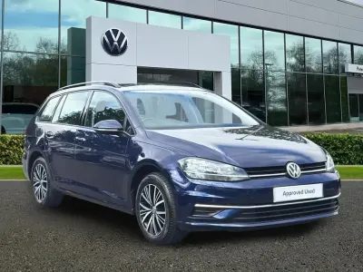Used VW Golf VII SE 125 HP (91 kW) 2018 Blue Estate