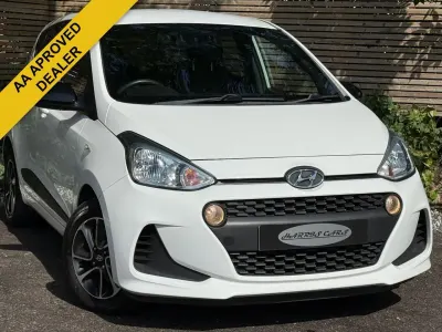 Used Hyundai i10 GO! 67 HP (49 kW) 2018 White Hatchback