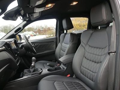 Grey New 2025 Isuzu D-Max Pickup | £35,829 (Expensive)