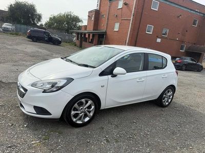 Second-hand Vauxhall Corsa 2018 Alb Hatchback