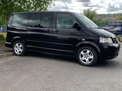 Usado VW Caravelle SE 174 HP (127 kW) 2004 Preto Van