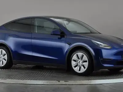 Used Tesla Model Y Long Range AWD 378 kW (514 HP) 2022 Blue SUV