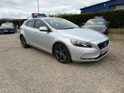 Used Volvo V40 SE Lux 2015 Silver Hatchback