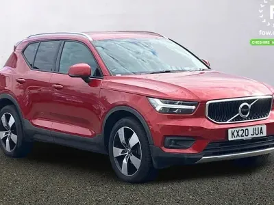 Usado Volvo XC40 Momentum 163 CV (119 kW) 2020 Rojo SUV