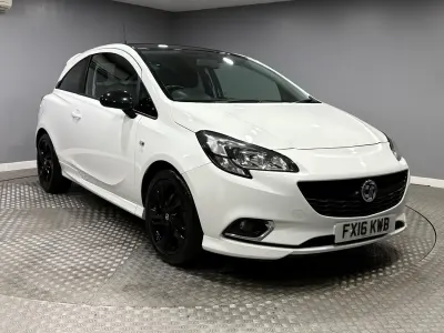 Used Vauxhall Corsa Edition 100 HP (73 kW) 2016 White Hatchback