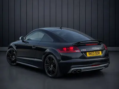 Usado Audi TT Black Edition 272 HP (200 kW) 2014 Preto Coupé
