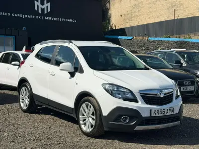 Used Vauxhall Mokka S 115 HP (84 kW) 2016 White SUV