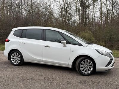 Used Vauxhall Zafira 2014 White MPV