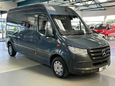 Used Mercedes Sprinter 141 HP (103 kW) 2019 Grey Van