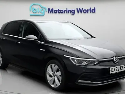 Used VW Golf VIII Style 131 HP (96 kW) 2022 Black Hatchback