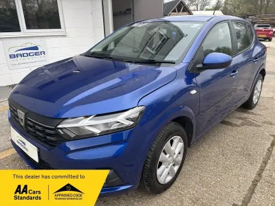 Używany Dacia Sandero Comfort 91 KM (66 kW) 2022 Niebieski Hatchback