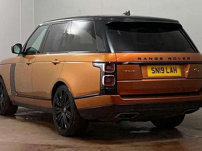 Used Land Rover Range Rover Vogue 271 HP (199 kW) 2019 Orange SUV