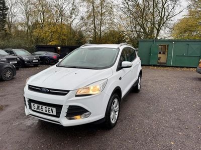 White Used 2015 Ford Kuga Zetec SUV | £6,491 (Good price)