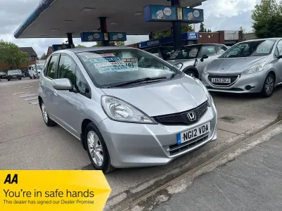 Used Honda Jazz ES 99 HP (72 kW) 2012 Silver Hatchback