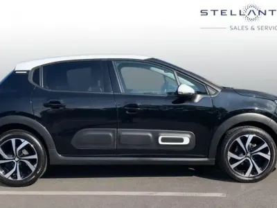 Usado Citroën C3 PureTech 82 CV (60 kW) 2023 Negro Utilitario