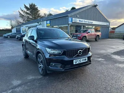 Used Volvo XC40 R-Design 160 HP (117 kW) 2020 Black SUV