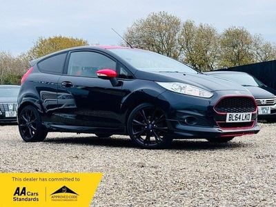 Black Used 2014 Ford Fiesta Zetec Hatchback | £2,995 (Good price)