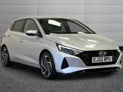 Used Hyundai i20 Premium 99 HP (72 kW) 2022 Grey Hatchback