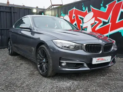 Used BMW 330 Luxury Line 258 HP (189 kW) 2015 Grey Hatchback