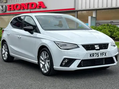 Nuevo Seat Ibiza FR 2025 Blanco Utilitario