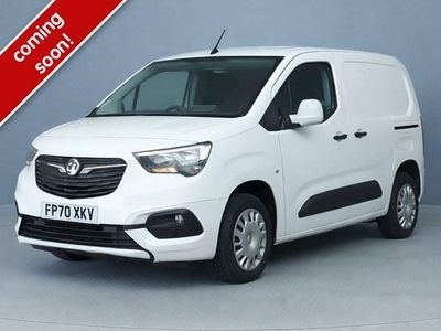 Used Vauxhall Combo Sportive 100 HP (73 kW) 2020 White MPV