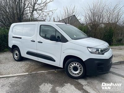 Used Citroën Berlingo 100 HP (73 kW) 2023 White MPV