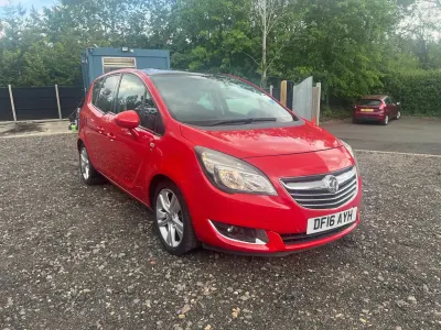 Second-hand Vauxhall Meriva 2016 Roșu Monovolum