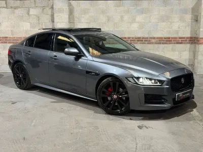 Used Jaguar XE R-Sport 180 HP (132 kW) 2018 Grey Sedan