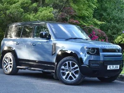Used Land Rover Defender HSE Dynamic 2021 Blue SUV