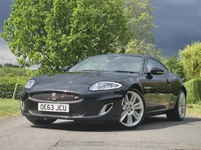 Używany Jaguar XKR 510 KM (375 kW) 2013 Czarny Coupe