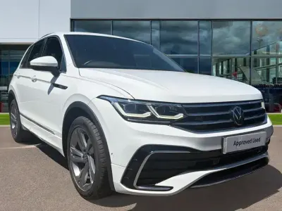 Used VW Tiguan R-line Edition 150 HP (110 kW) 2023 Pure white SUV