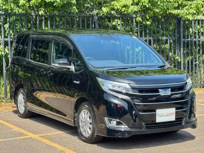 Used Toyota Noah 2020 Black MPV