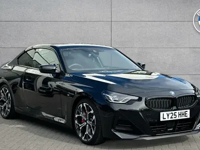 Usado BMW 220 M Sport 181 HP (133 kW) 2025 Preto Coupé