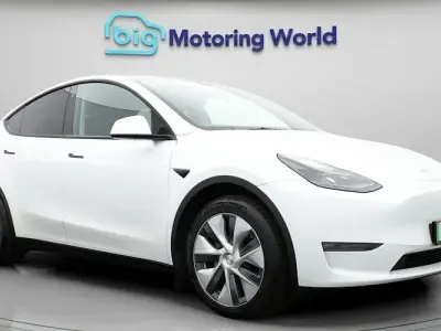 Used Tesla Model Y Long Range AWD 378 kW (514 HP) 2022 White SUV