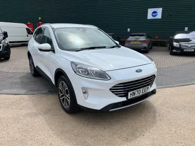 Used Ford Kuga Titanium 150 HP (110 kW) 2020 White SUV