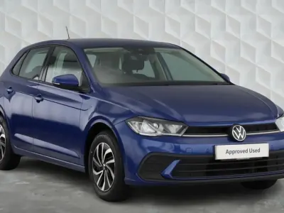 Used VW Polo Life 95 HP (69 kW) 2023 Blue Hatchback