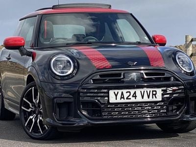 Used Mini Cooper Sport 154 HP (113 kW) 2024 Midnight black Hatchback