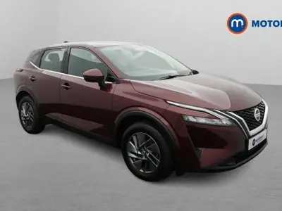 Used Nissan Qashqai Acenta Premium 158 HP (116 kW) 2022 Red SUV