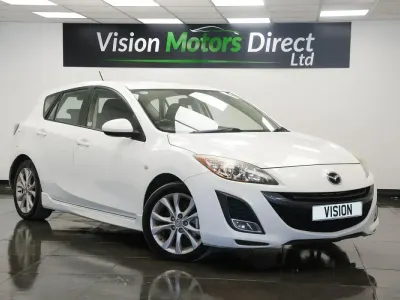 Used Mazda 3 105 HP (77 kW) 2010 White Hatchback