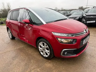 Used Citroën Grand C4 Picasso Feel 130 HP (95 kW) 2019 Red MPV