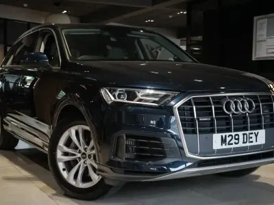 Used Audi Q7 Sport 334 HP (245 kW) 2023 Blue SUV
