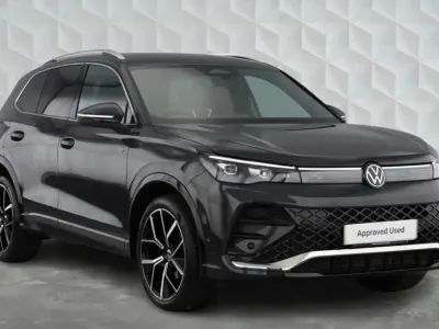Używany VW Tiguan R-line 150 KM (110 kW) 2025 Szary SUV