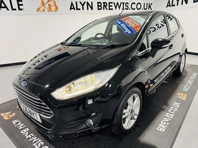Black Used 2016 Ford Fiesta Zetec Hatchback | £6,999 (Fair price)