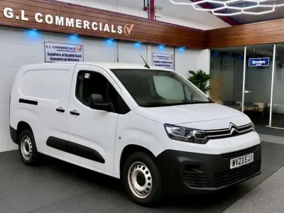 Used Citroën Berlingo 100 HP (73 kW) 2023 White MPV