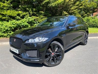 used Jaguar F-Pace (2019/69)Chequered Flag 2.0 Litre Turbocharged Diesel 180PS AWD auto 5d