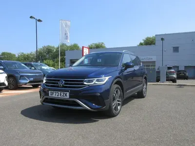 Used VW Tiguan Allspace Elegance 150 HP (110 kW) 2023 Blue SUV
