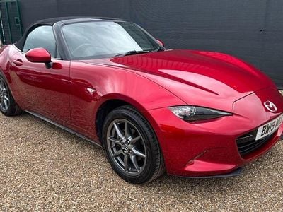 Used Mazda MX5 132 HP (97 kW) 2019 Red Cabriolet