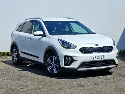 Used Kia Niro 139 HP (102 kW) 2021 White SUV