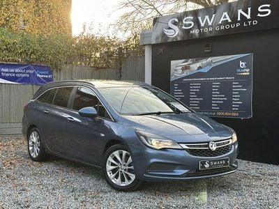 Blue Used 2016 Vauxhall Astra Estate | £3,495 (Fair price)